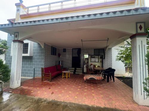 Utvendig, 2BHK Nature Stay in Wadhiware