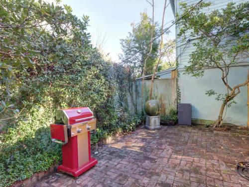 Tiny House - image 11