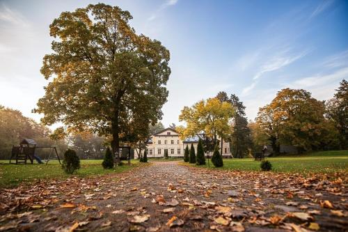 Viesnīcas āriene, Palac Kursko Agroturystik in Chycina