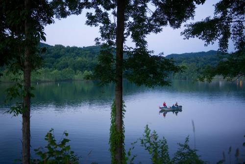 Stonewall Resort