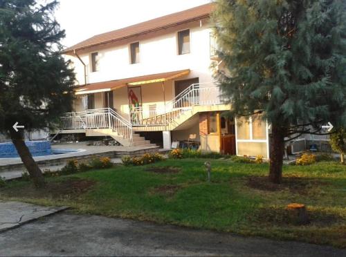 Country House БатЖоро in Svezhen