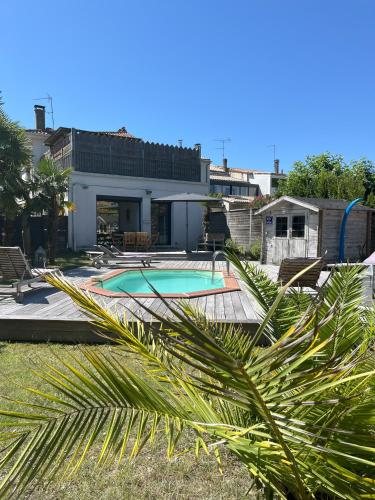 Au 229 Feelgood - calme, jardin, piscine, parking