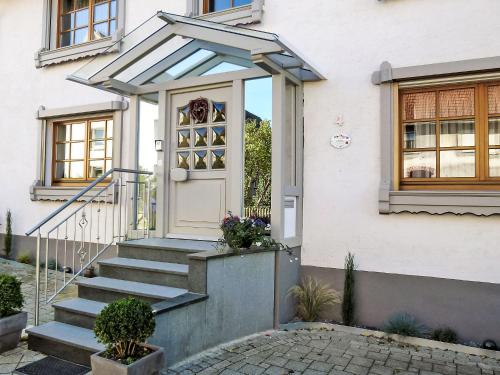 Apartment Landhaus Weisser by Interhome in دوناويشينجين