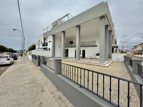 RESIDENCIAL EL CANO