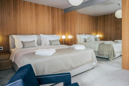 Premium Double Room – Atrium View