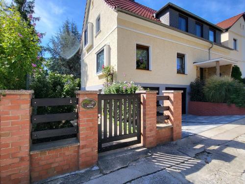 Apartment Ferienwohnung Bernburg by Interhome in 貝恩堡（薩勒）