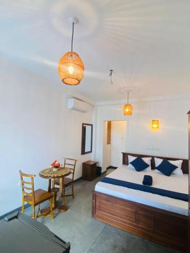 Nethmin Home Stay - image 4