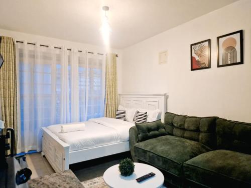 The Velvet Studio - Urban Escape in Ruaka