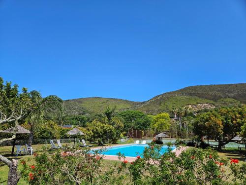 Tranquil Lake Escape - Modern Comfort & Nature in Brenton