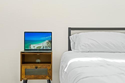 Recently Remodeled Mins from beach+Putting Green in Boynton Beach, USA