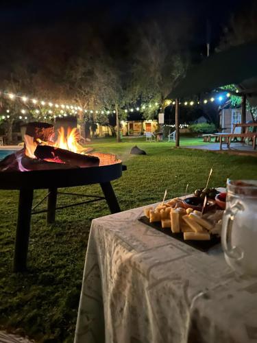 กิจกรรม, La Posada De Juan in โกโรเนล มอลเดส