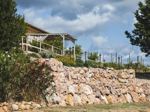 Holiday Home Poggio Piero 2 by Interhome in 羅卡斯特拉達