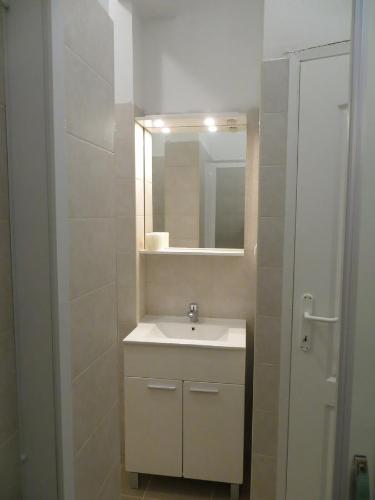 

Apartmani Depikolozvane