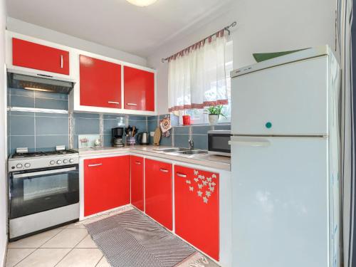 Holiday Home Sandra by Interhome in Cere