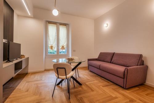 1 from metro-new luxury studio-Pta Venezia 7