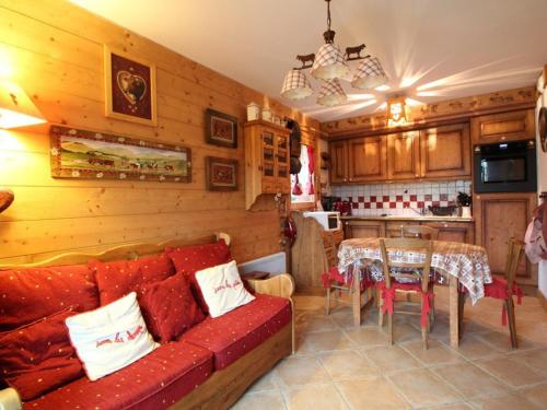 Appartement 3 pièces pour 6 pers, bien équipé, face au spa et ski bus, proche pistes et commerces - FR-1-572-10 - Location saisonnière - Arâches-la-Frasse