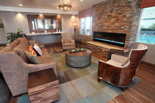 貝斯特韋斯特Plus棉樹酒店 (Best Western Plus CottonTree Inn) in 愛達荷福爾斯