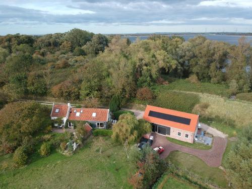 Appartement Het Brummelhof, Vrouwenpolder