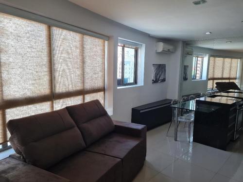 Flat mobiliado e bem localizado in Jaqueira