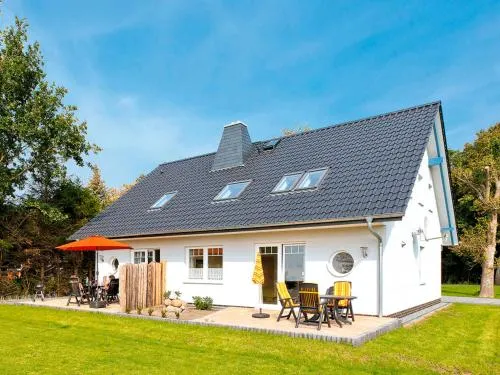 Ferienhaus LampRieger Fewo 1 OG in Wieck, Deutschland