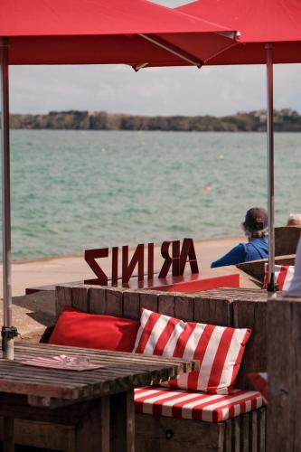 Hôtel Ar Iniz - Hôtel - Saint-Malo