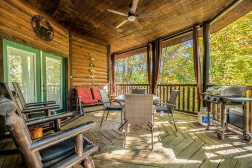 Hanky Panky in Pigeon Forge, USA