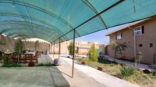Deshon Qala Guest House - Tap to explore photos