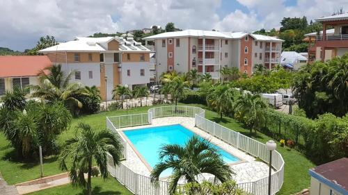 Studio charmant aux Trois-Îlets avec vue mer - Location saisonnière - Le Robert