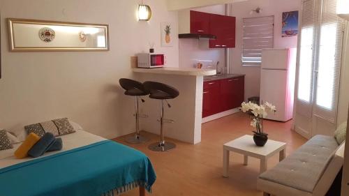 Studio confortable à Les Trois-Îlets, 25 m² avec terrasse - Location saisonnière - Le Robert