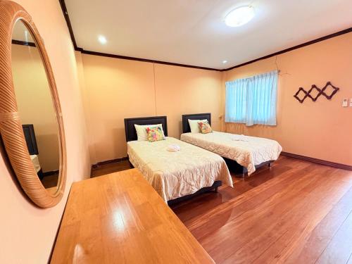 카오야이 ไร่เทียนอุดม โฮมสเตย์ เขาใหญ่ 호텔 스위트룸