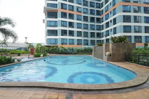 Eastwood Residence Above Eastwood Mall, Manila (photo 8)
