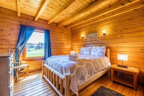 Rustic Cabin- Wineries and Breweries-Finger Lakes - image 5