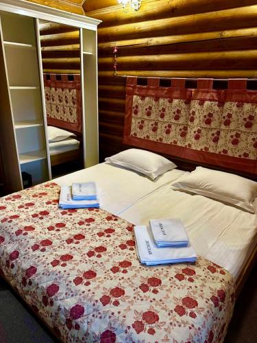 Leoslav Apartments - image 3