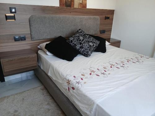 Cozy two bedroom apartment in El Bassatine