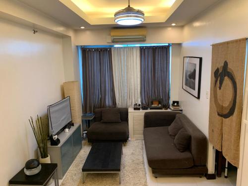Eastwood Residence Above Eastwood Mall, Manila (photo 3)