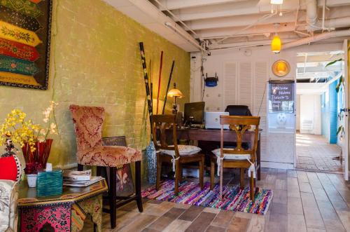 Madame Isabelle's House - image 7