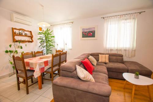 Apartment Centrum - image 3