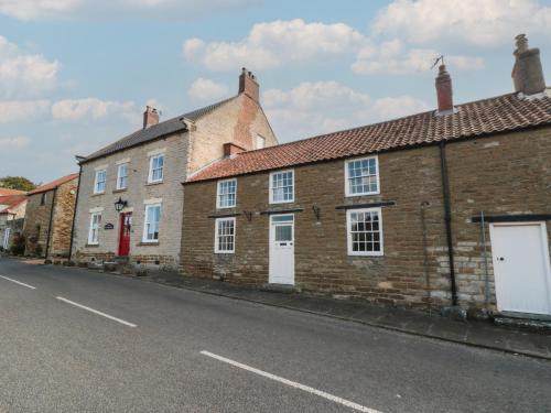 Exterior view, Kingfisher Cottage in East Ayton
