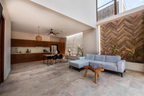 Chic 6BR Dual villa with 4 Private Pools & Concierge