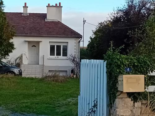 maison en banlieue de Caen chambre d'hôte La Ferrière-au-Doyen