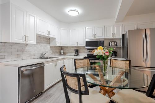 Facilities, Stylish 3BR in Montreal Village near La Taqueria