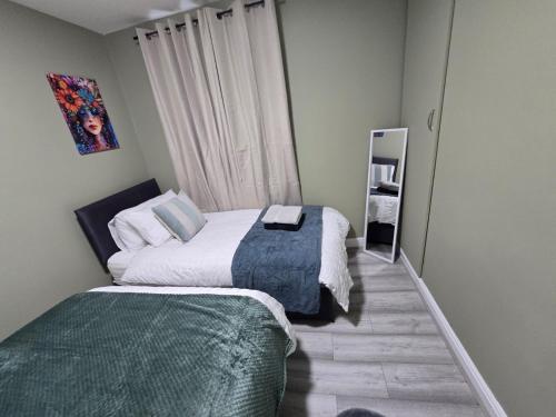 Room 2 Shared house 5 min from Sefton Park near Sugar Cupcakes
