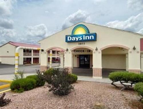 Days Inn by Wyndham Gallup