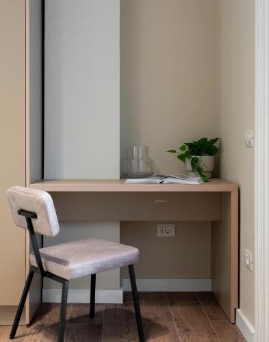 Parisian-Inspired 2BR Apartment on Calea Victoriei - High Ceilings Stylish Design & Central Location - image 3