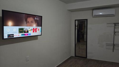 2 Recamaras con clima y cocina centrico, wifi, tv smart in Ciudad Valles, Mexico