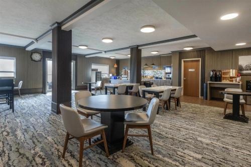 Best Western Dawson Creek - 식음료(F&B)