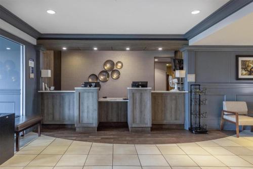 Best Western Dawson Creek - 로비