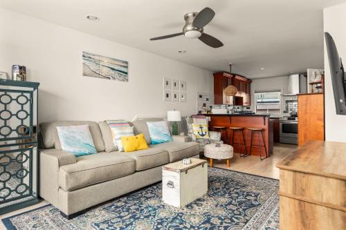 Bay Beach Bungalow in San Diego, USA