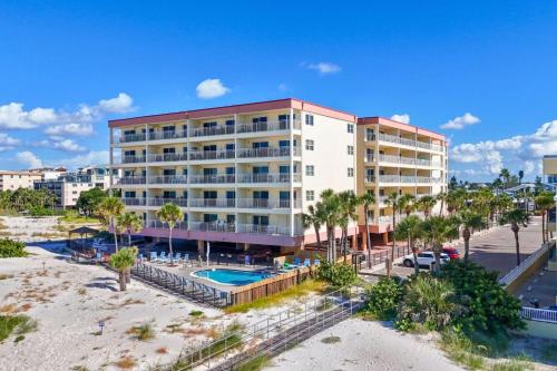 Awesome Beach Gulf Views - Madeira Norte #111 detail