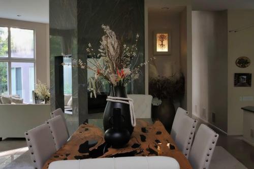 Stunning house - cozy & elegant in Bannockburn (IL)